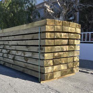Pallet De Traviesas De Madera De Pino