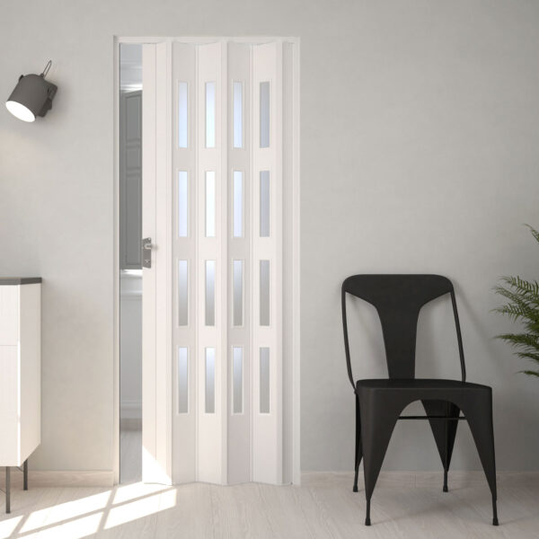 Puerta Plegable Pvc Blanca Con Cristal Instalada En Una Habitacion Moderna