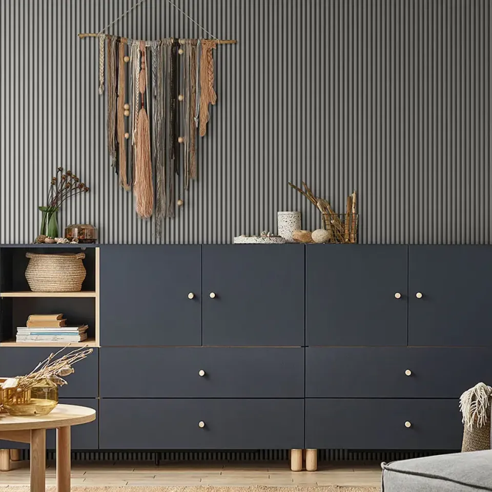 linerio s-line gris instalado en una habitación