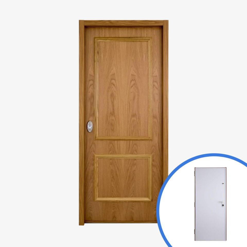 Puerta acorazada de madera natural con diseño de 2 cuadros rectangulares