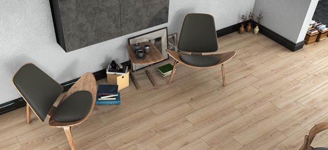 Suelo Laminado AC5 N-Line Roble 507 instalado en un salón