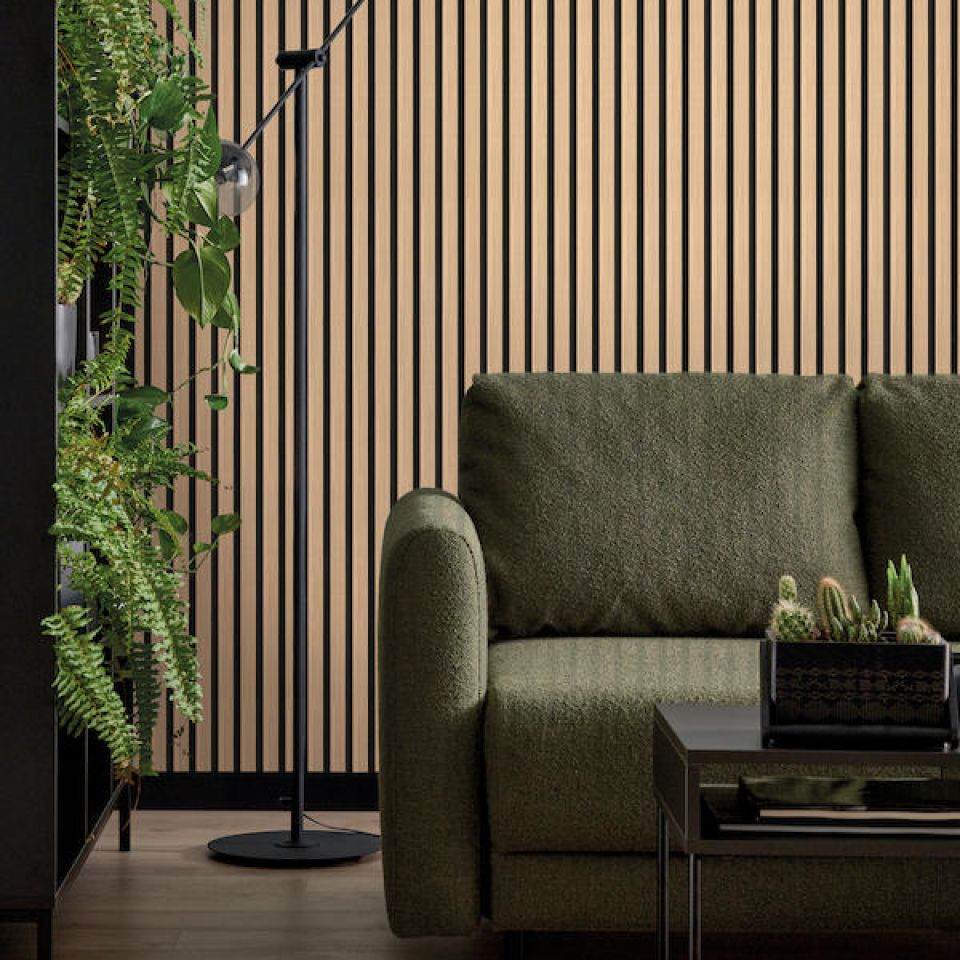 linerio m-line natural black instalado en un salón