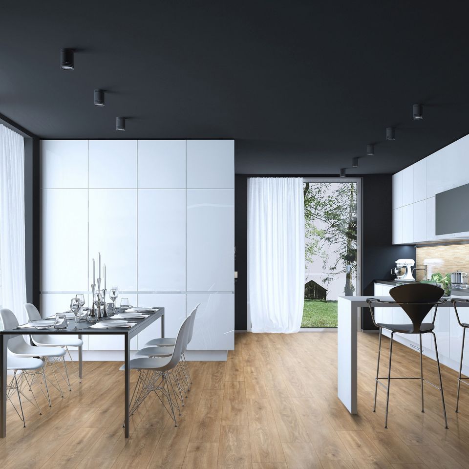 Suelo Laminado Hidrófugo AC5 8mm Hábitat Plus Roble 122 instalado en una cocina