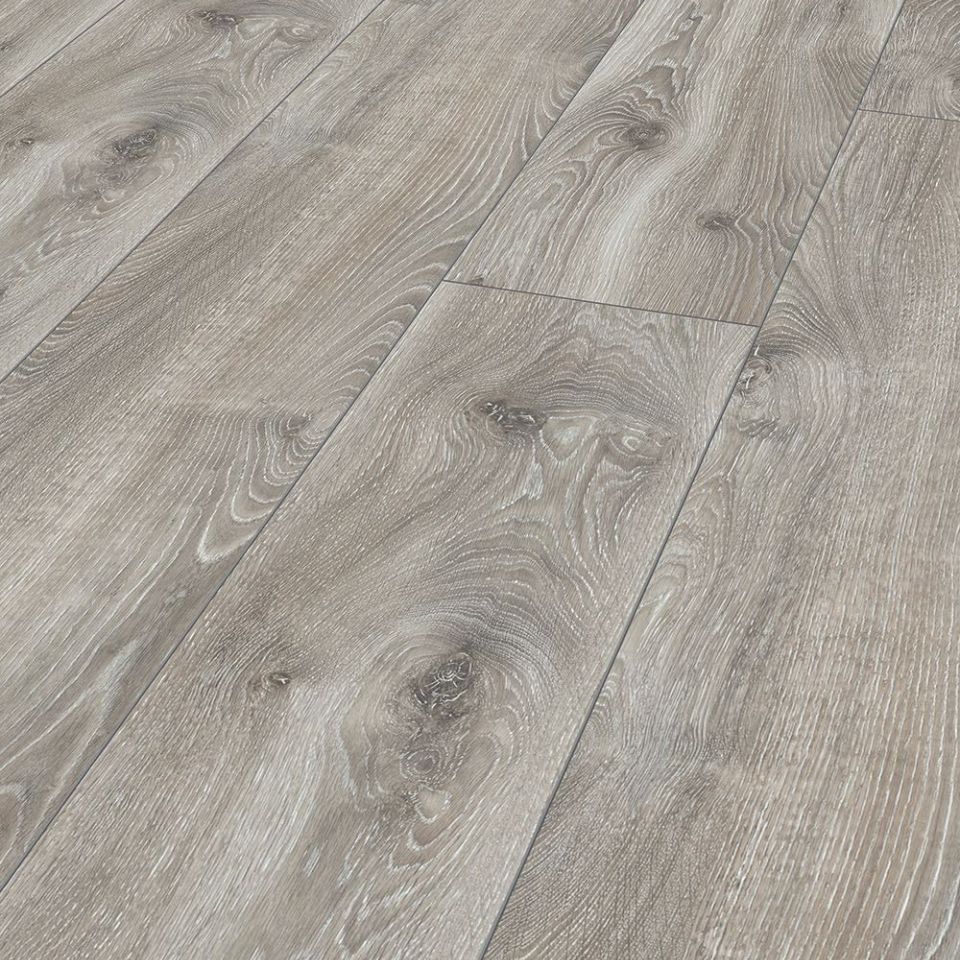 Suelo Laminado Hidrófugo AC5 10mm Residence Highland Oak Silver 1013