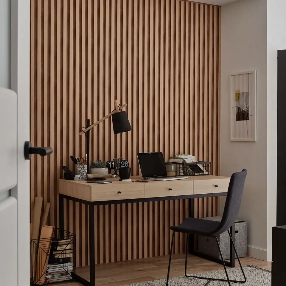 linerio l-line natural instalado en un salón