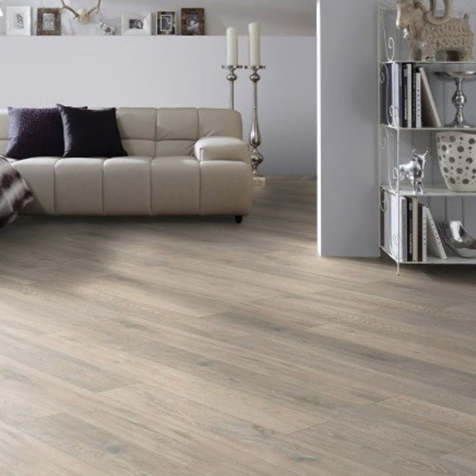 Suelo Laminado Hidrófugo AC5 8mm Hábitat Colorado Oak H 635 vista al detalle