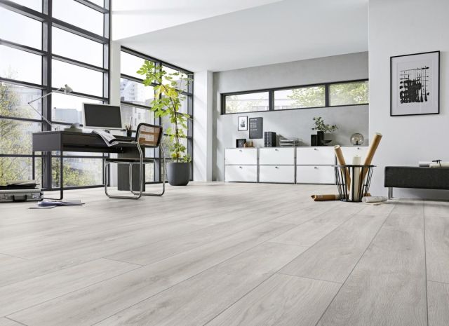 Suelo laminado d4956 instalado en habitacion
